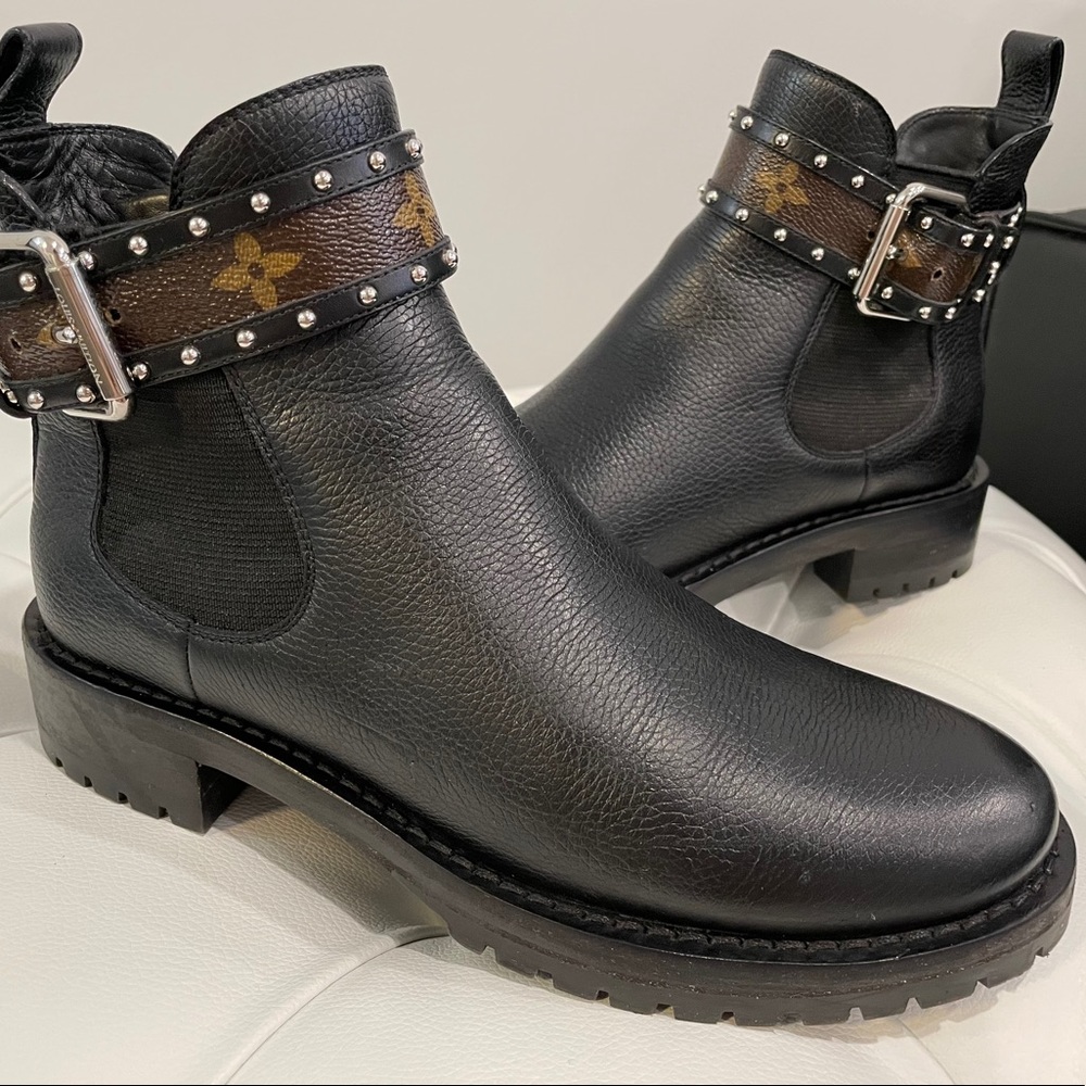 Louis Vuitton Boots - Picture 1 of 8